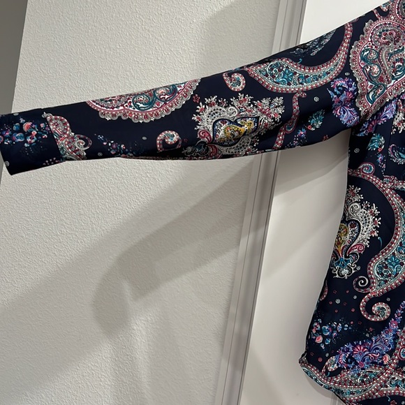 Express Long Sleeve - Picture 3 of 6